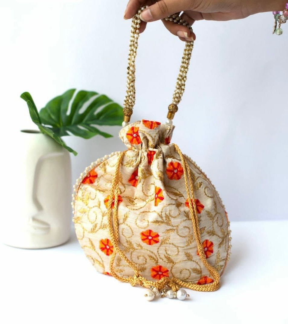 Potli - cream with red