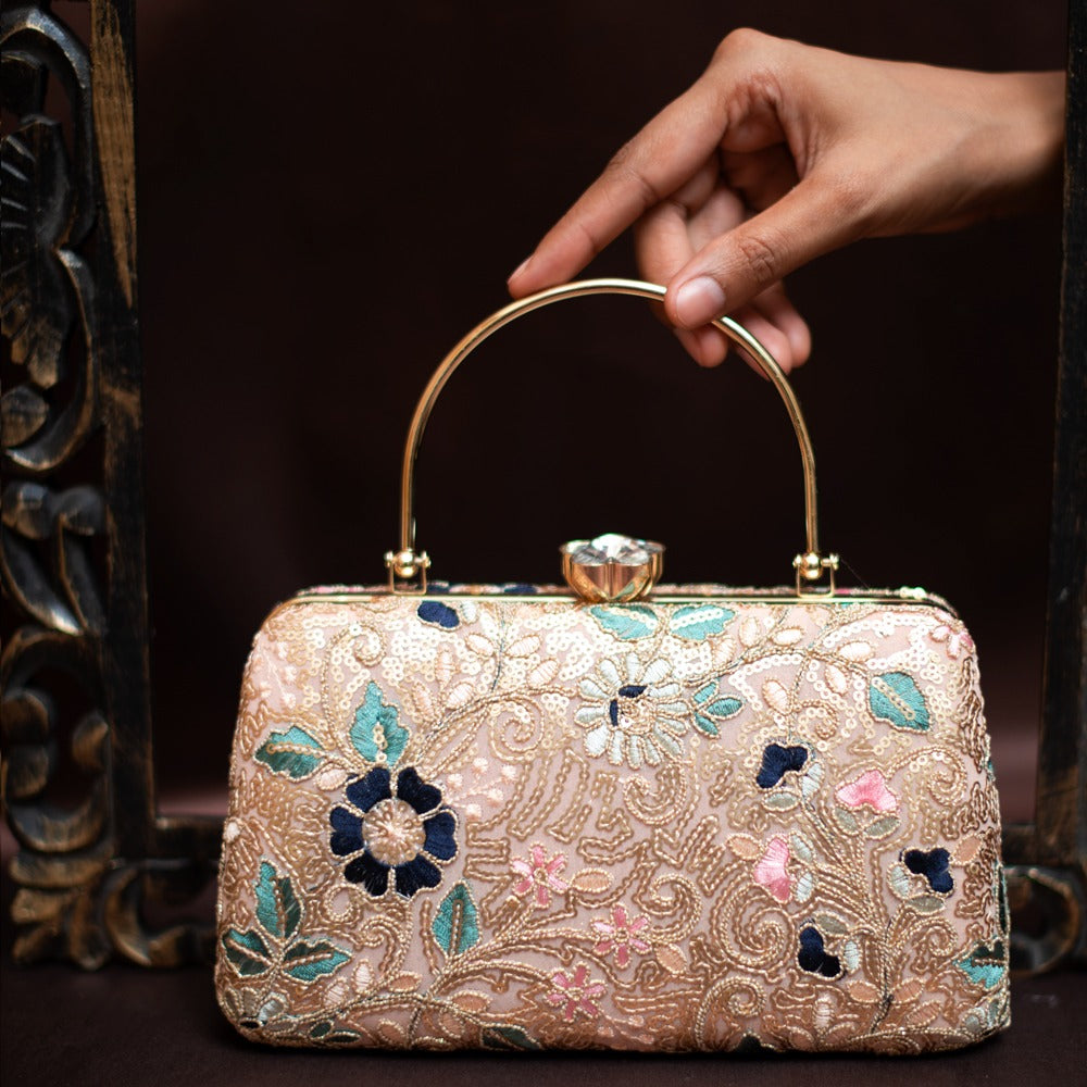 Sequin capsule shape - cream