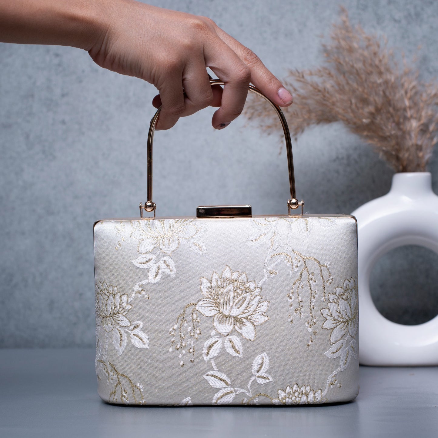 Brocade handle clutch - cream flowers