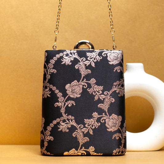 Vertical Clutches - black
