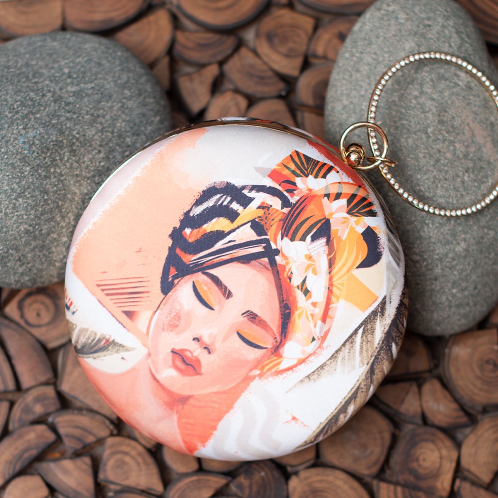 Round Pop Art Clutches